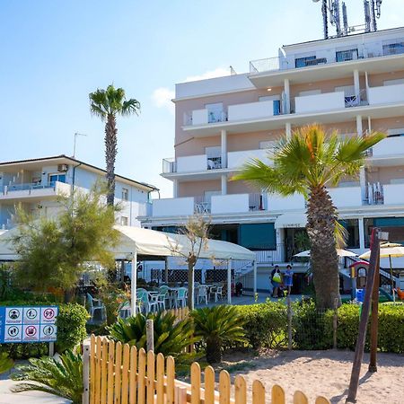 Residence Sunrise San Benedetto del Tronto Exterior foto