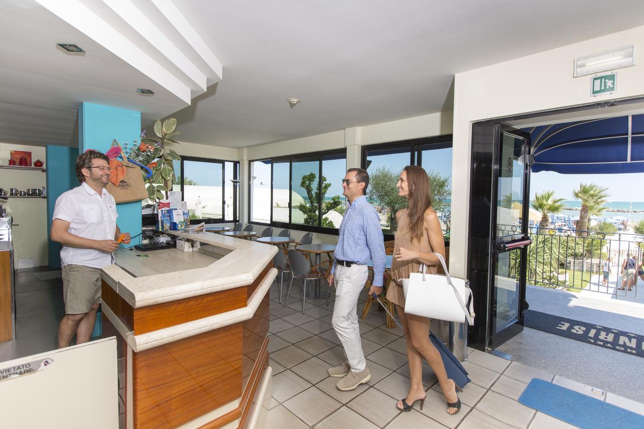 Residence Sunrise San Benedetto del Tronto Exterior foto